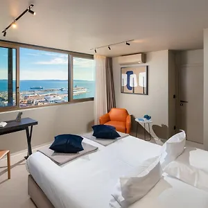 Guest house Royal Suites-sky